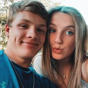 Meet your Posher, Leeann